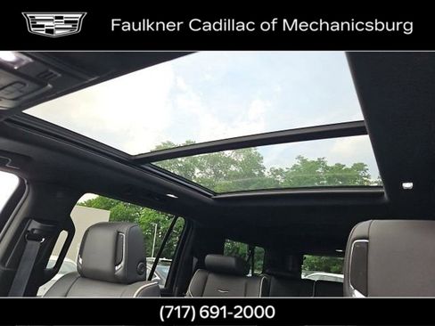 Used 2024 Cadillac Escalade ESV Premium Luxury w/ Performance Package AWD/4WD image 27