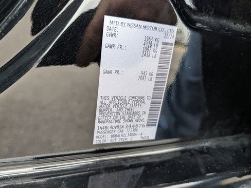 Used 2025 Nissan Altima 2.5 SV FWD image 32