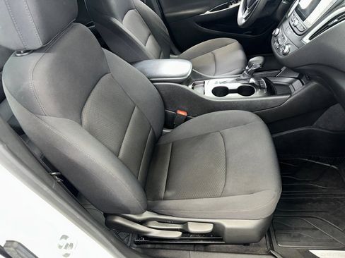 Used 2022 Chevrolet Malibu LS FWD image 27