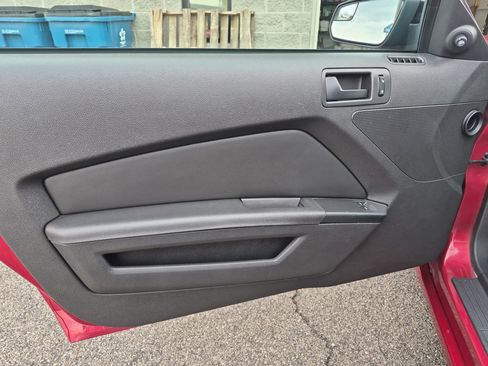 Used 2014 Ford Mustang V6 w/ Equipment Group 102A image 14