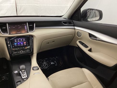 Used 2019 INFINITI QX50 Essential w/ Premium Audio Package AWD/4WD image 27