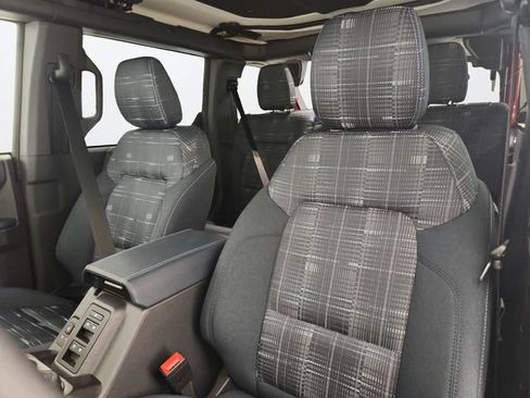 New 2026 Ford Bronco Heritage Edition AWD/4WD image 10