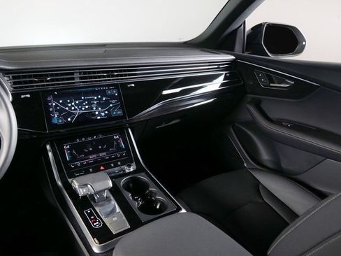 Certified 2026 Audi Q8 Premium Plus w/ Premium Plus Package AWD/4WD image 18