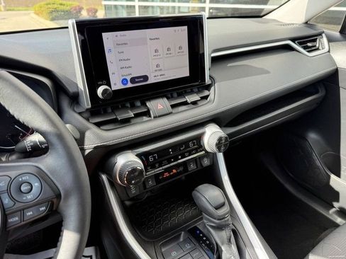 Used 2023 Toyota RAV4 XLE w/ Convenience Package AWD/4WD image 25