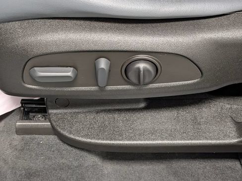 Certified 2022 Buick Enclave Essence w/ Sport Touring Edition FWD image 11