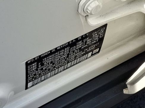 Certified 2023 Honda HR-V LX image 27