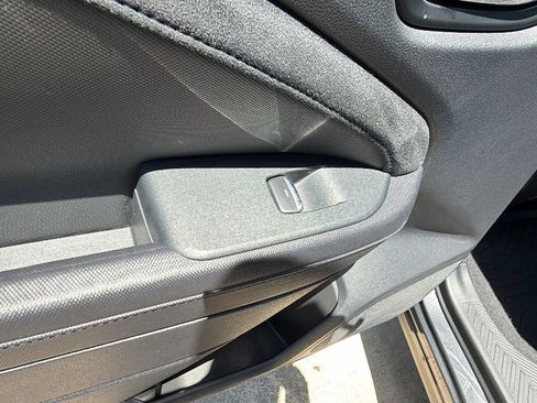 Used 2025 Subaru Forester Limited AWD/4WD image 15