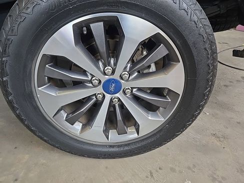 Used 2020 Ford F150 XL w/ Equipment Group 101A Mid AWD/4WD image 3