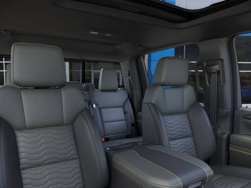 New 2026 Chevrolet Silverado 2500 ZR2 w/ LPO, Dark Essentials Package AWD/4WD image 25