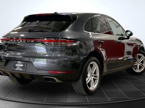 Used 2020 Porsche Macan w/ Premium Package Plus AWD/4WD image 2