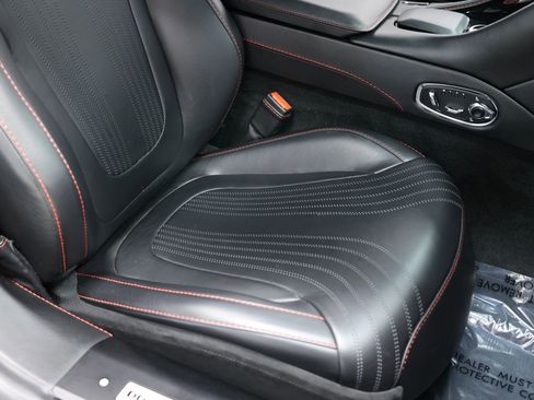 Used 2018 Aston Martin DB11 V12 RWD image 68