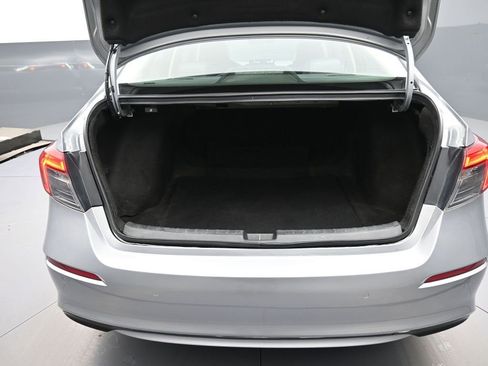 Used 2023 Honda Civic Touring image 22