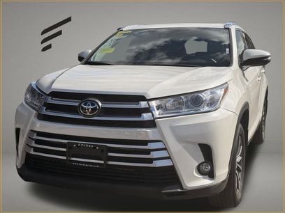 Used 2019 Toyota Highlander XLE