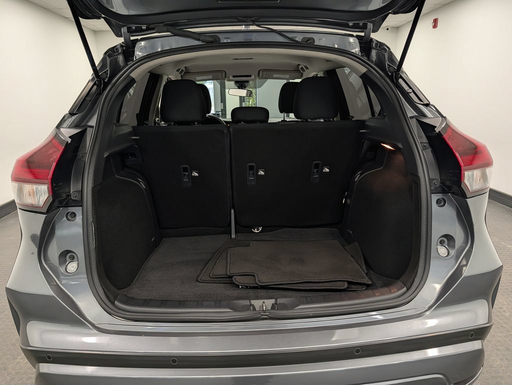 Used 2024 Nissan Kicks S FWD image 25