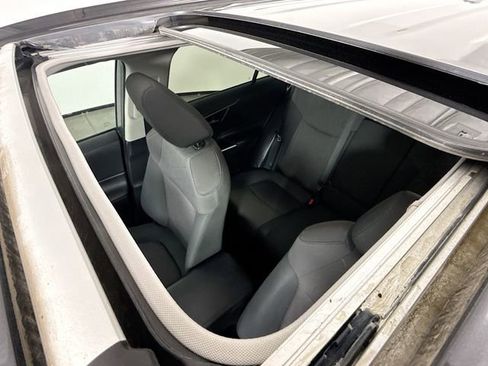 Certified 2019 Toyota RAV4 XLE AWD/4WD image 20