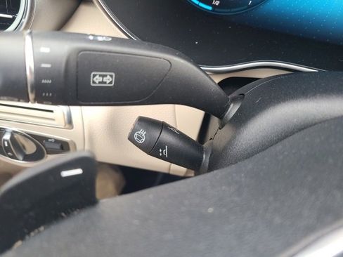 Used 2021 Mercedes-Benz C 300 4MATIC Sedan image 23