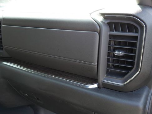Used 2023 Chevrolet Silverado 1500 LT AWD/4WD image 9