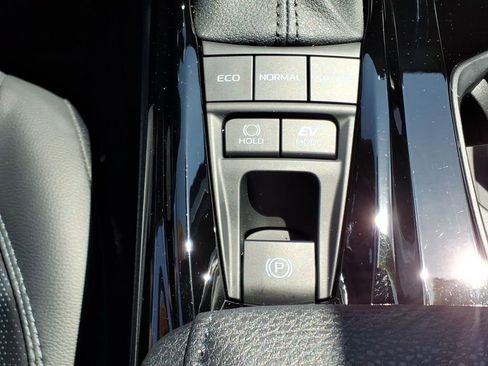 Certified 2025 Toyota Camry XSE w/ Premium Plus Package AWD/4WD image 17
