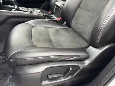 Used 2020 MAZDA CX-5 Touring FWD image 34