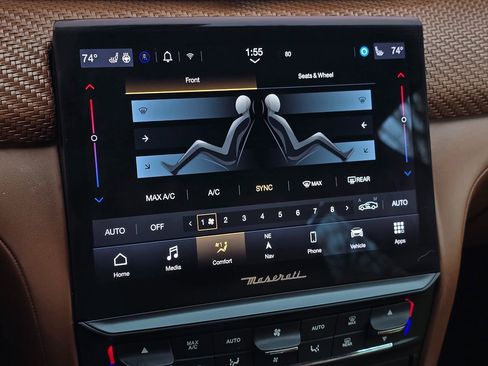 Used 2022 Maserati Quattroporte Modena image 34