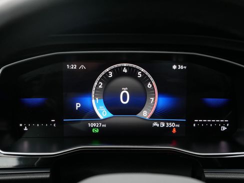 Used 2024 Volkswagen Jetta Sport image 21