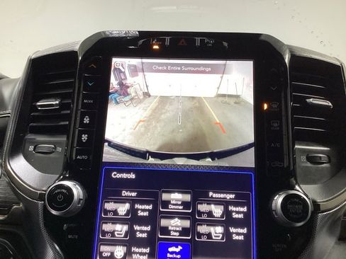 Used 2019 RAM 1500 Limited image 31