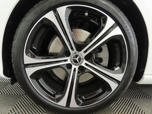 Certified 2025 Mercedes-Benz C 300 Sedan image 30