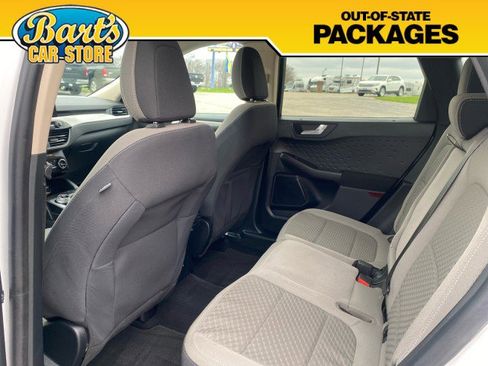 Used 2020 Ford Escape SE image 18