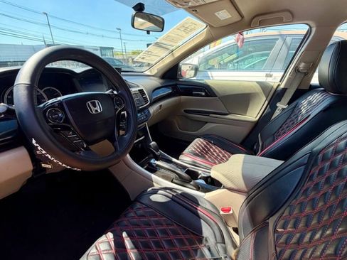 Used 2016 Honda Accord LX image 19