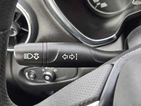 Used 2021 Chevrolet Blazer LT FWD image 26
