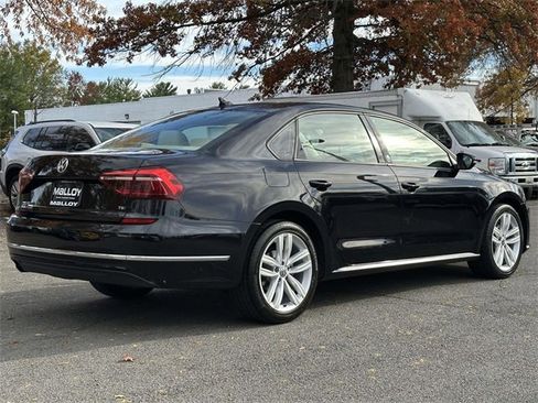 Used 2019 Volkswagen Passat 2.0T Wolfsburg image 4