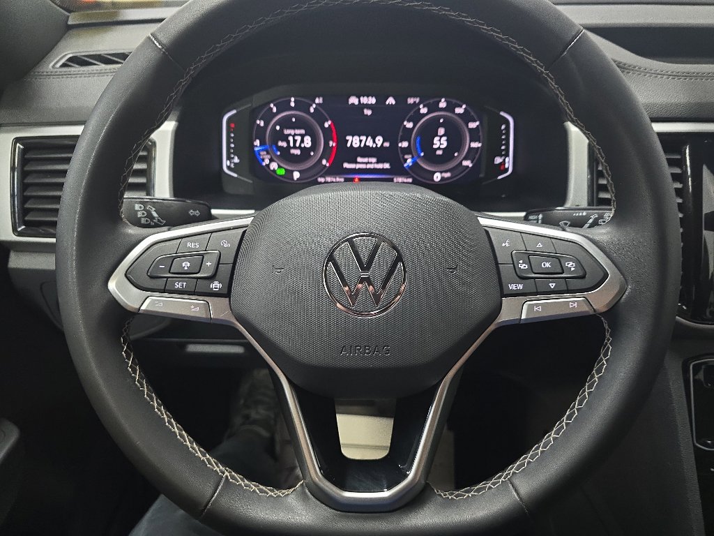 Used 2022 Volkswagen Atlas Cross Sport SE w/ Black Wheel Package AWD/4WD image 18