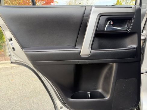 Used 2022 Toyota 4Runner SR5 Premium image 36