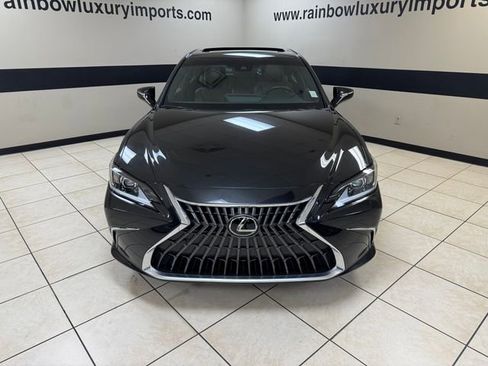 Used 2024 Lexus ES 250 w/ Premium Package AWD/4WD image 2