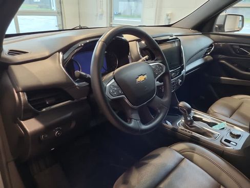 Used 2023 Chevrolet Traverse High Country AWD/4WD image 10
