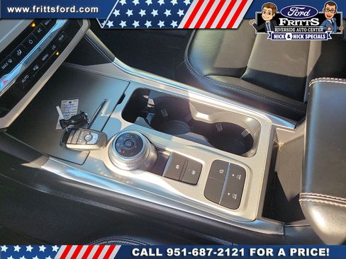 Certified 2023 Ford Explorer XLT w/ Equipment Group 202A RWD image 8
