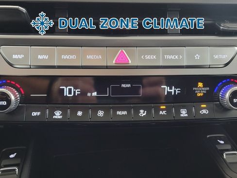 Used 2024 Kia Telluride S w/ S Sunroof Package FWD image 23