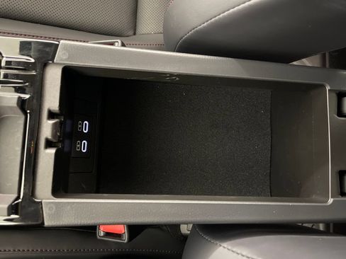 Used 2023 Toyota Prius Prime FWD image 25