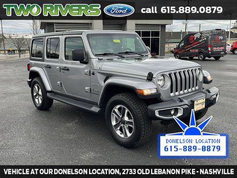 Used 2019 Jeep Wrangler Unlimited Sahara AWD/4WD image 2