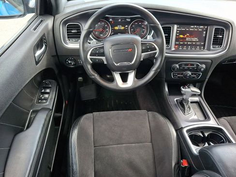 Used 2018 Dodge Charger GT AWD/4WD image 11