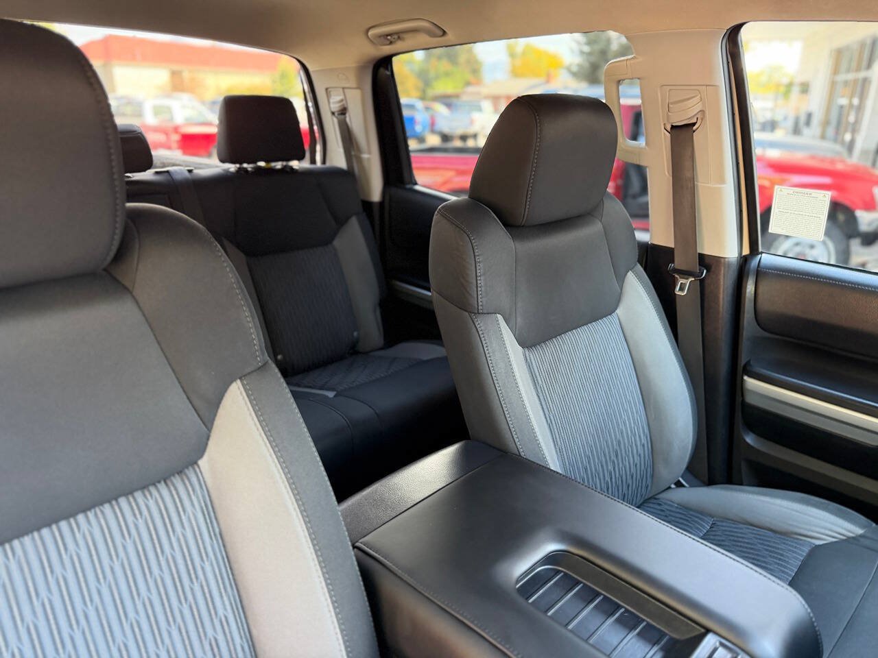 Used 2017 Toyota Tundra SR5 w/ TRD Off Road Package AWD/4WD image 90