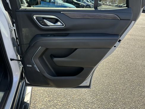 Used 2022 Chevrolet Tahoe LT w/ Luxury Package image 20