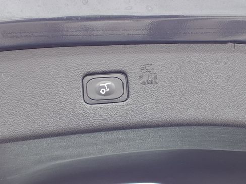 Used 2024 Ford Edge ST-Line image 21