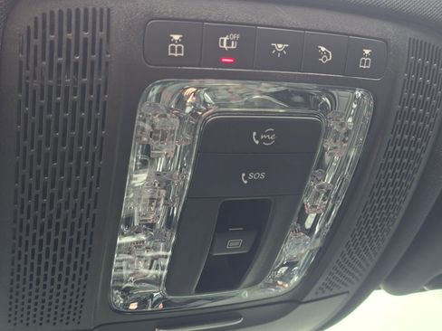 Used 2020 Mercedes-Benz GLE 450 4MATIC image 45