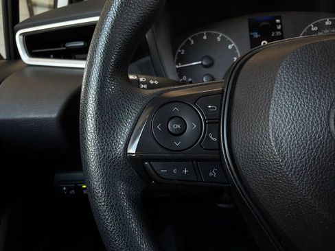 Used 2024 Toyota Corolla LE FWD image 29