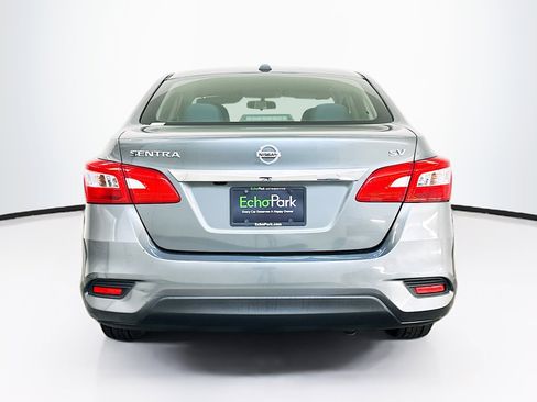 Used 2019 Nissan Sentra SV FWD image 7