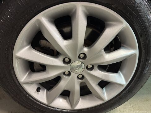 Used 2015 Jeep Cherokee Limited image 35