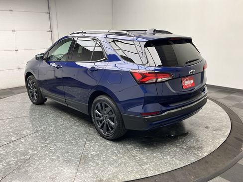 Used 2023 Chevrolet Equinox RS AWD/4WD image 2