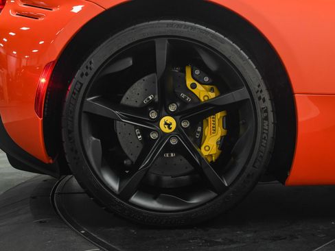 Used 2025 Ferrari SF90 Spider image 37