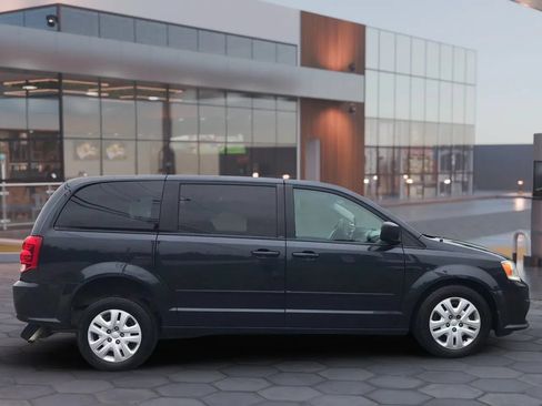 Used 2014 Dodge Grand Caravan SE w/ Quick Order Package 29E SE FWD image 13
